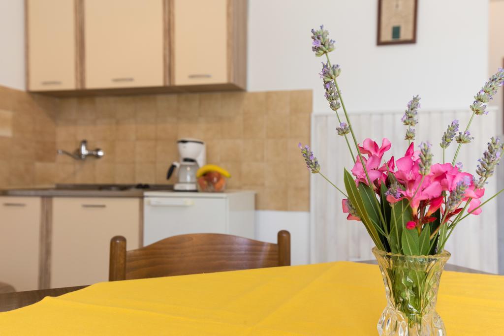 Apartment Milka クルク エクステリア 写真